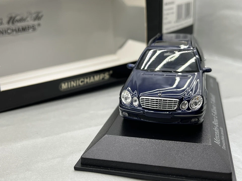 🇺🇦 1:43 Minichamps W211 Mercedes e320 211 2002 2003 E 1/43 S211 T-model Blue - Image 2 of 4