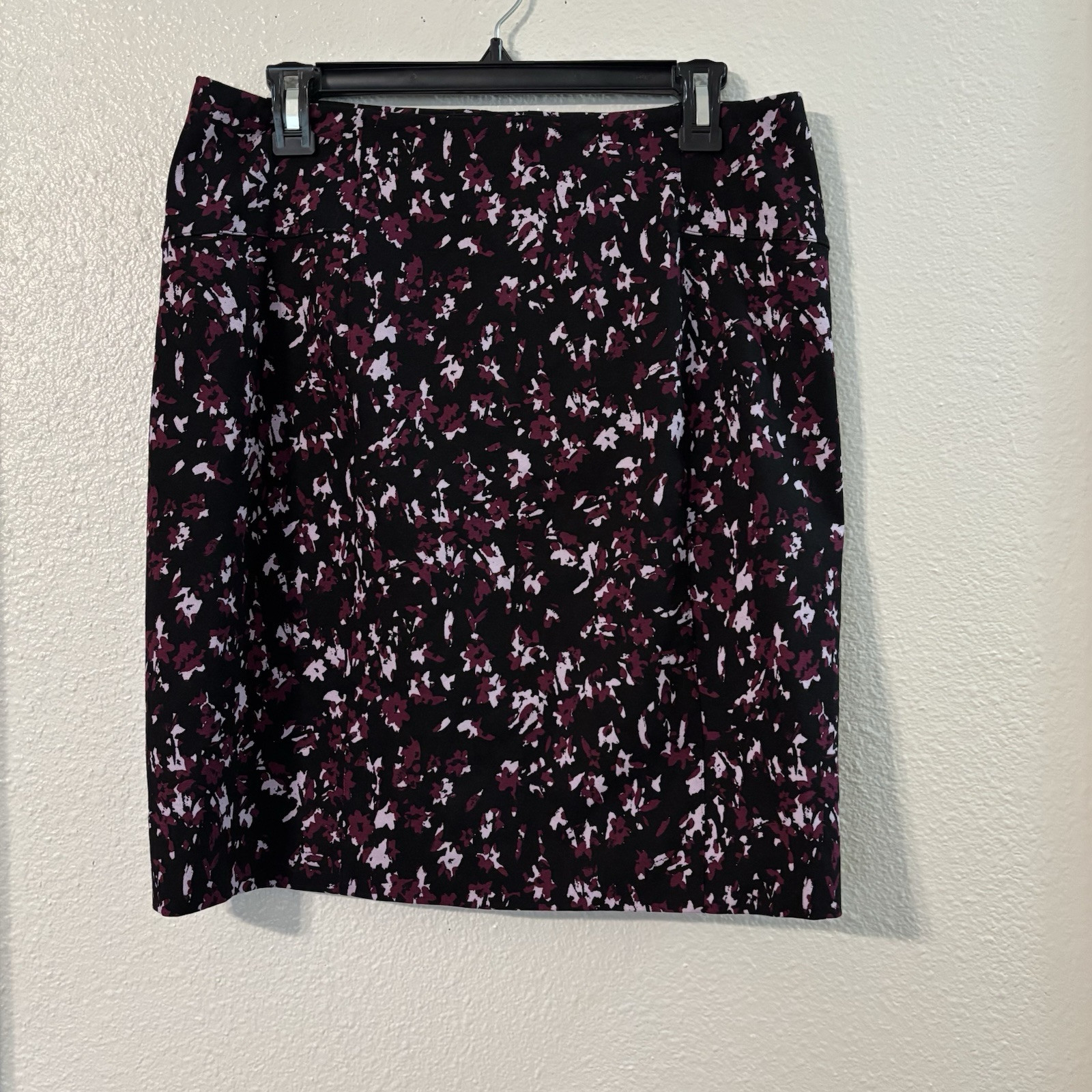 Lysse Dark Purple Floral Pencil Skirt- Stretch, Slimming; Size XL