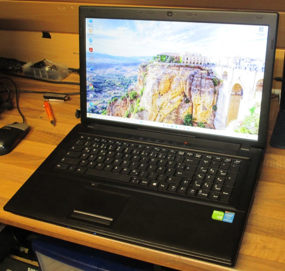 TERRA Mobile 1774Q. i5. SSD HDD. 8GB Ram. Nvidia HD Grafik. Windows 11, Office - Bild 2 von 4