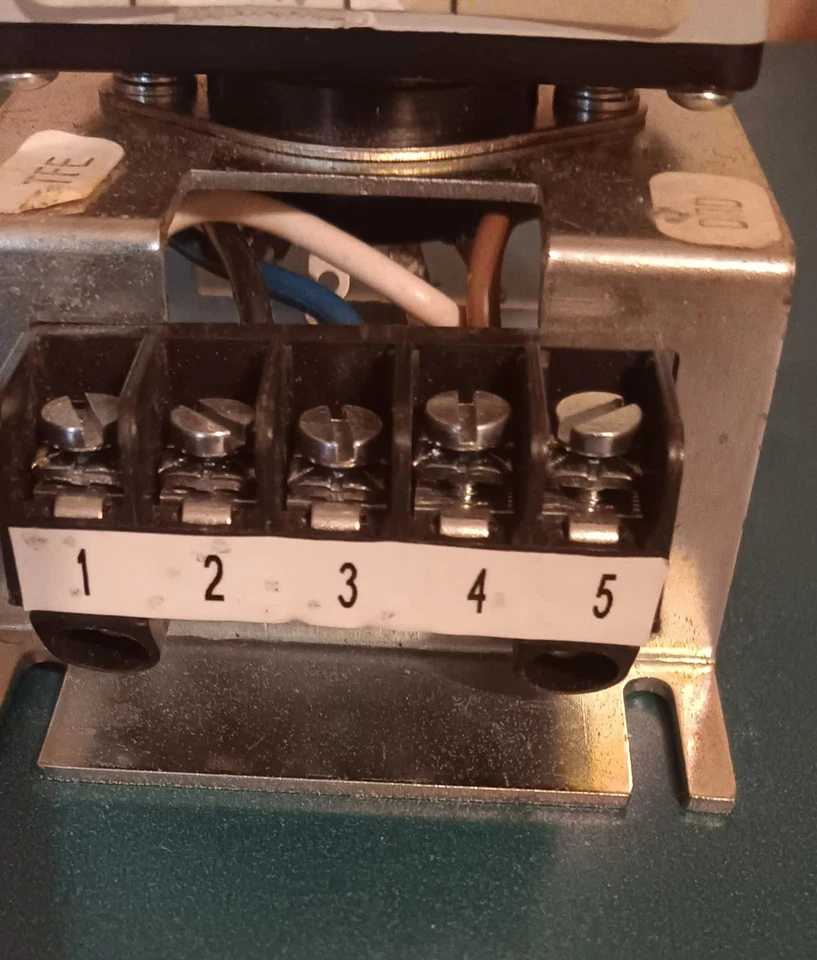 TIME MARK 339-120V-300S RELÉ DE RETARDO ENCENDIDO/APAGADO, TRUE OFF, AC/DC, 8 PINES, 1-300SEC Foto 4 de 4