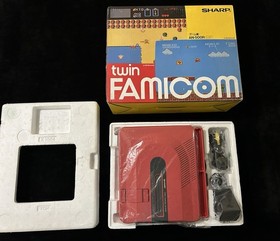 SHARP TWIN FAMICOM NES CONSOLE COMPLETE AN-500R SUCH AN AMAZING RARE COOL SYSTEM