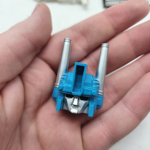 Ultra Magnus RT quasi completo 1986 vintage G1 Transformers figure pneumatici gomma - Foto 3 di 14