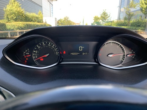 2014 PEUGEOT 308 ALLURE SW E-HDI 1.6 DIESEL (START/STOP) MANUAL - Picture 8 of 15