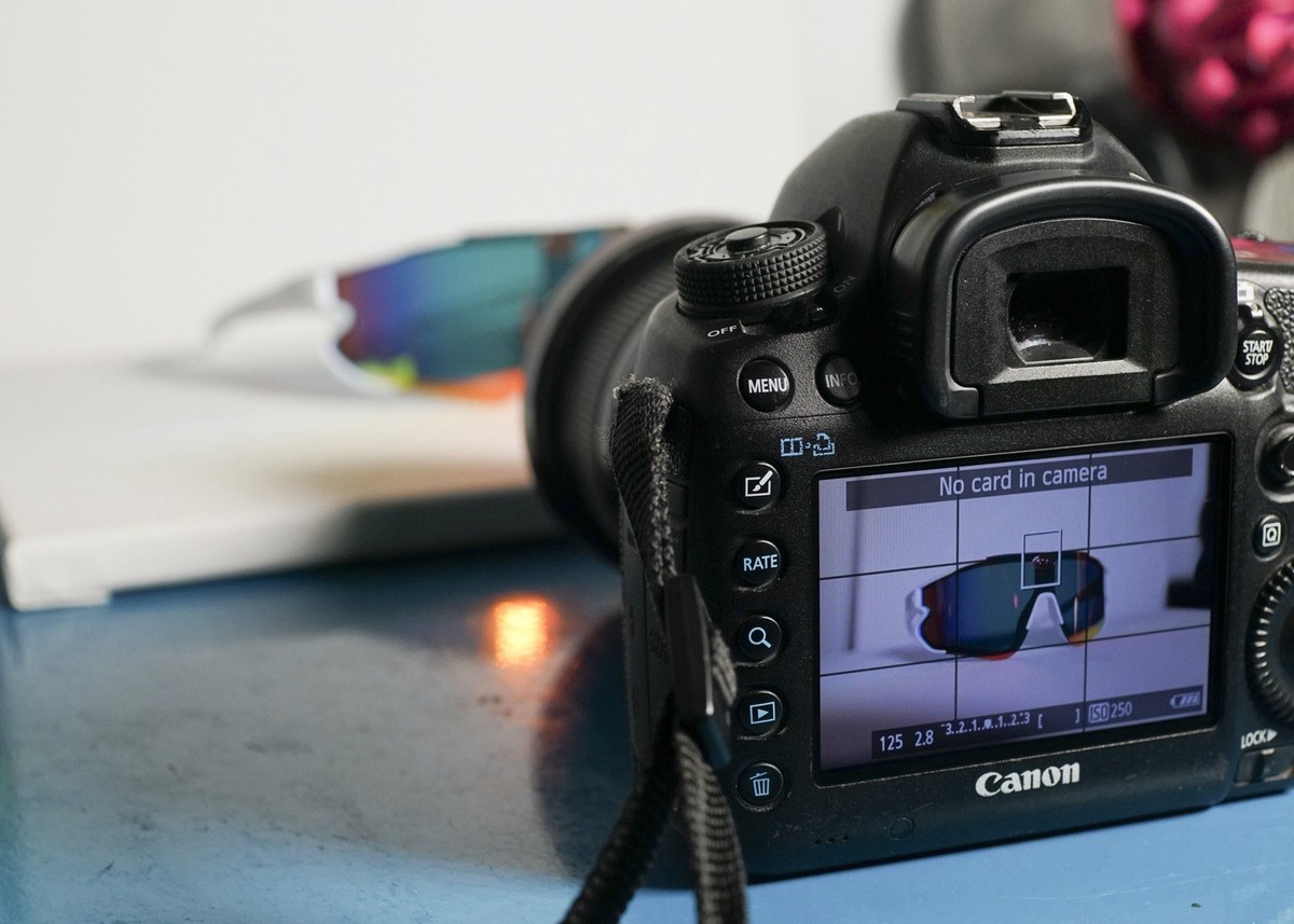 Canon デジタル一眼 EOS 5D Mark Ⅱ +EF17-40mm F4 Canon EOS 5D Mark II & Lens EF 17-40mm f/4 L IS USM Used | eBay