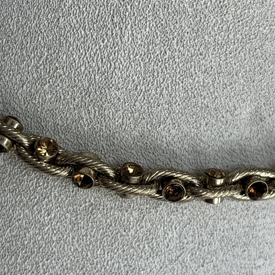 Collar Familia Lia Sophia Kiam Marrón y Pendientes Acabado Satinado Tono Oro Claro Foto 4 de 4