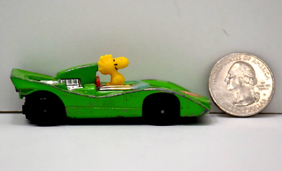 Peanuts Aviva Woodstock Green Race Car #7 Metal Diecast C32 Hong