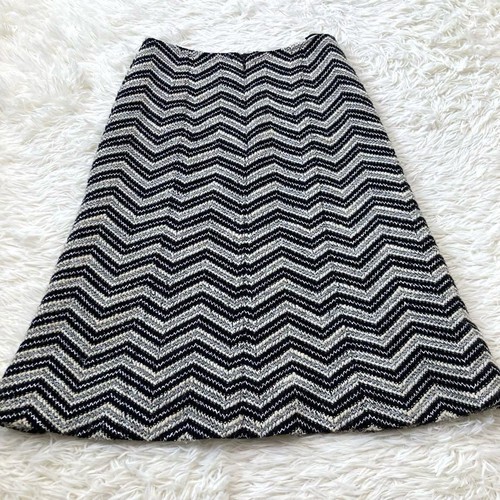 CHANEL Tweed Skirt Coco Mark Geometric Wool Black White Size 38 104986K Authen - Picture 9 of 10