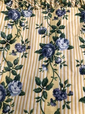 Longaberger Small Gathering Basket Liner - Rose Trellis