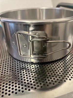 Vintage Hillside Ware Co Spring  Form Cake Pan 6x3 Perfect Condition