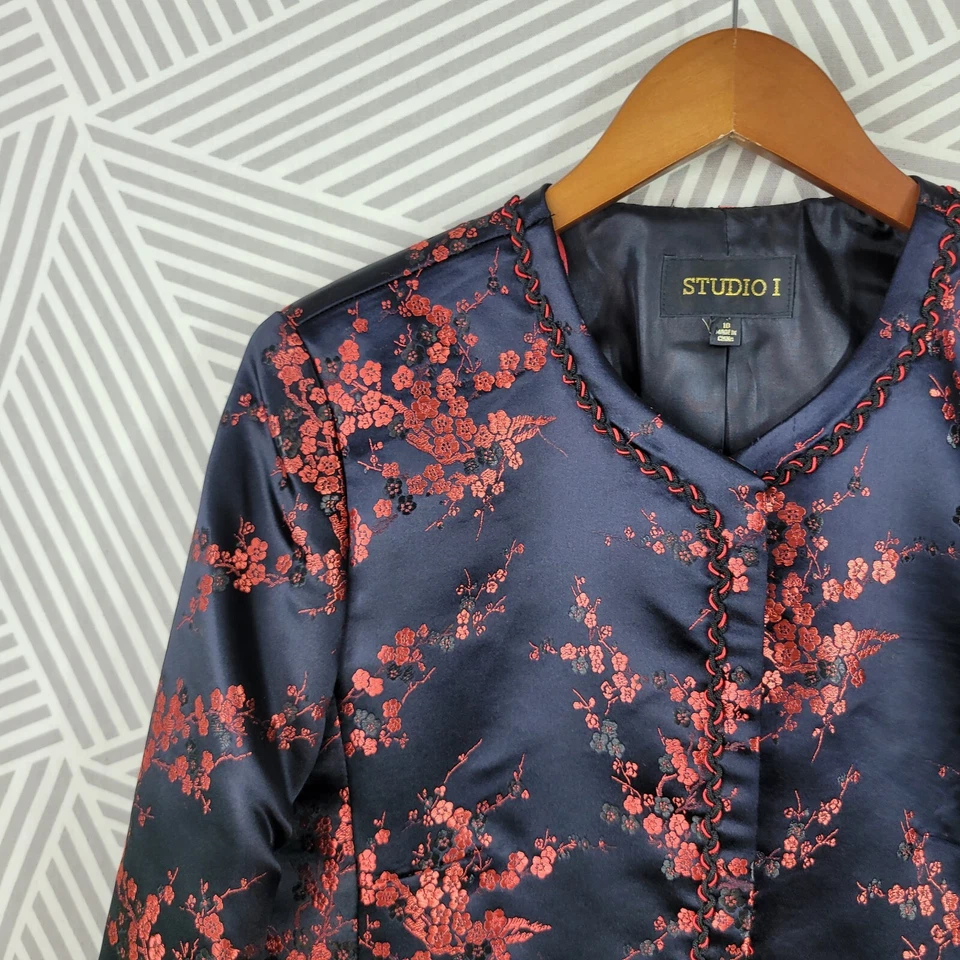 Chaqueta de satén vintage talla 10 floral bordada asiática roja negra alt grunge gótica Foto 3 de 4