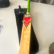 M&H M&H Pro Willow Cricket Bat Short Handle Batter Natural Red Black Green