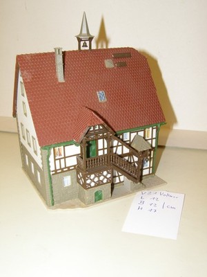 (V 21) Vollmer, Fachwerkhaus,Keller ebenerdig, L: 12 cm, B: 12 cm, H: 17 cm