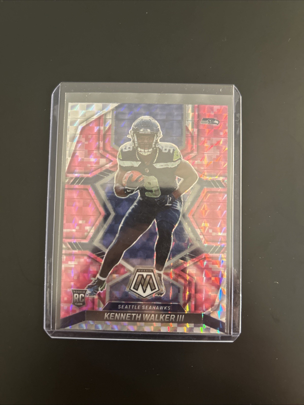 2022 Panini Mosaic - Rookies Kenneth Walker III #308 Camo Pink Mosaic Prizm (RC)