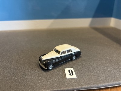 Bentley series 2 luxury classic car sedan luxus Limousine PKW Praline H0 1:87