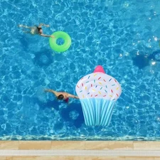 Cake Shaped Pool Float, Pool Floats Bed Swimming Pool Floaty Decoration Lounge,