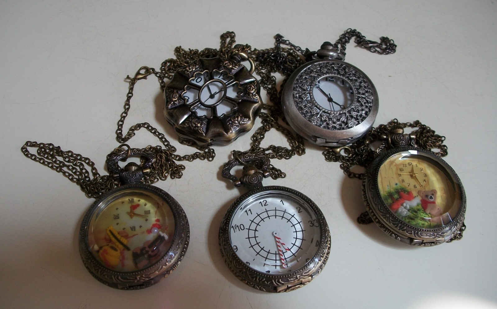 Women's, Girl's Greenish & Silver Finish Casual Fashion Necklace Watch & Chain