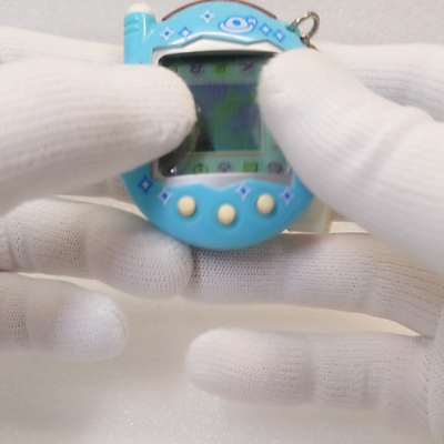 Tamagotchi Plus Space UFO Light Blue Connection V3 Bandai Virtual
