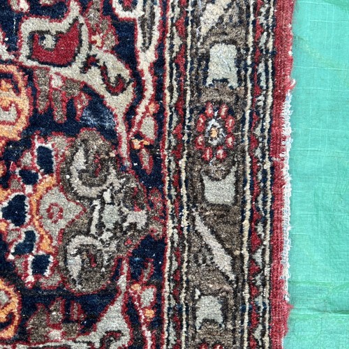Antique Persiann Isfahann hand knotted wool rug 220 x 155 - Picture 8 of 13