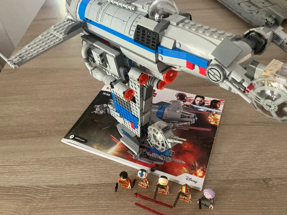 LEGO Star Wars 75188 Resistance Bomber, photo 1 sur 5