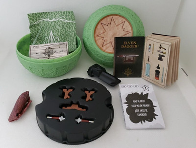 MGA's Miniverse Make It Mini The Lord Of The Rings ELVEN DAGGER Open & New