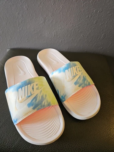 NIKE DONNA *VICTORI ONE SLIDE PRINT* COLORI~ BIANCO MANGO LUMINOSO TAGLIA 11