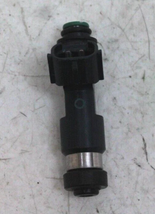 Inyector de combustible Subaru Forester 2011-16 alimentación superior OEM P/N 16611AA820 Foto 3 de 4