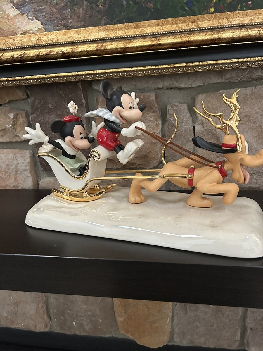 Lenox Disney Showcase Collection Mickey's Snowy Romance Christmas