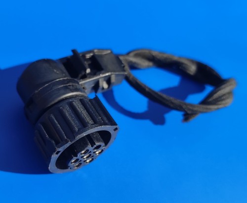 Rear tail light wiring loom