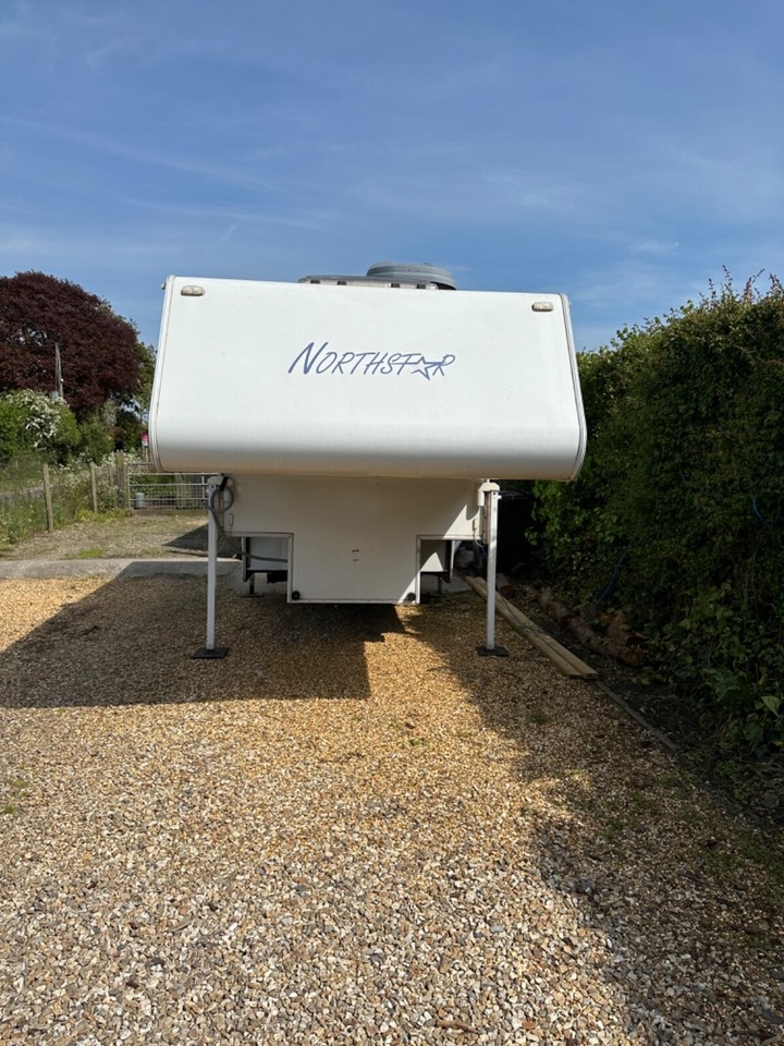 Isuzu DMax double cab 4x4 Northstar Demountable Camper eBay