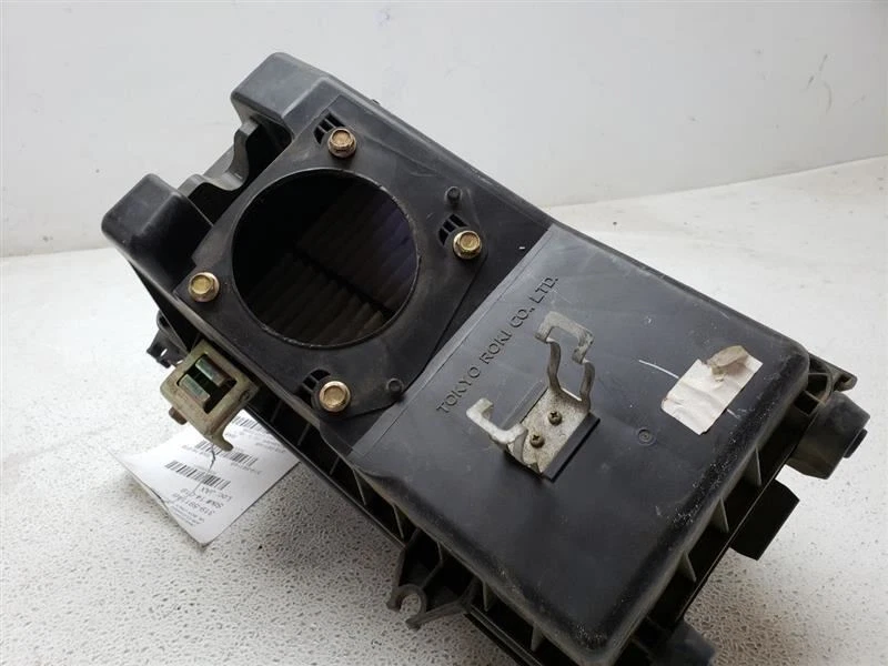 Mazda MPV 2000 2001 caja purificadora de aire 6 cilindros OEM GY0113320E Foto 4 de 4