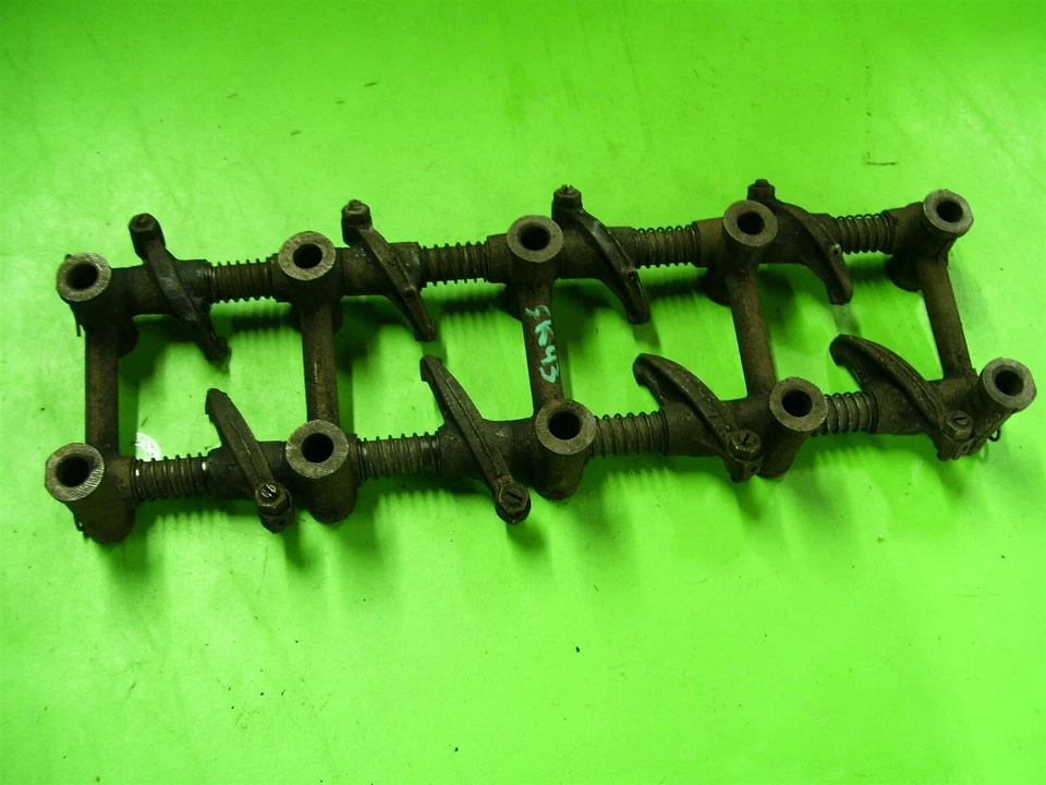 Toyota Corolla 1600 TE21 1974 2T-C culata brazo basculante conjunto de eje OEM Foto 2 de 4