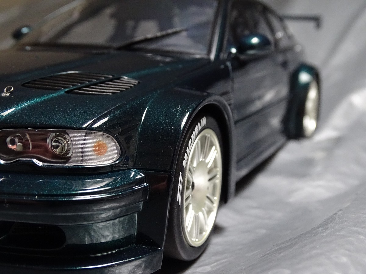 Vintage BMW M3 E46 GTR 2001 Minichamps 1/18 Emerald Green Vintage BMW M3 E46 GTR 2001 Minichamps 1/18 Emerald Green