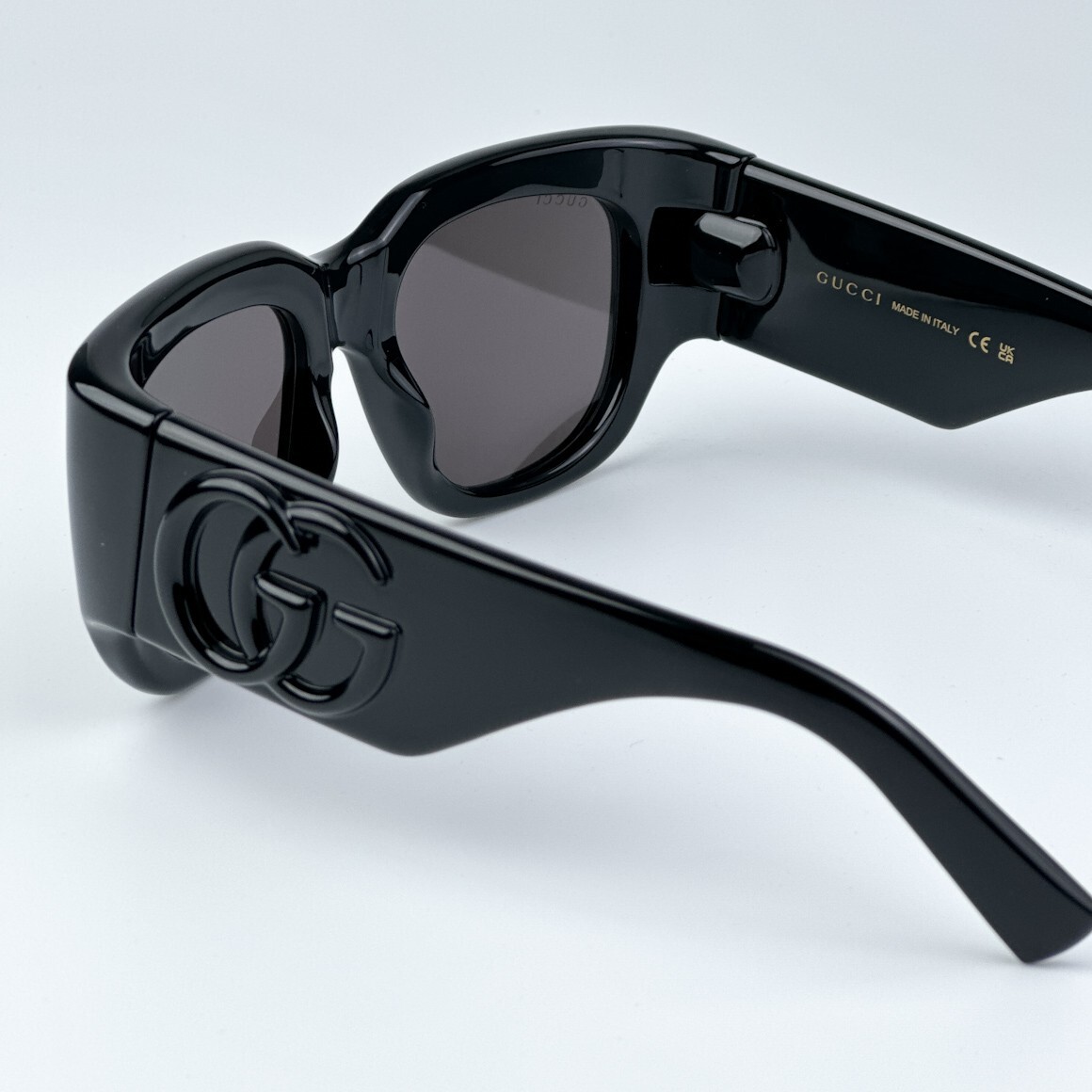 Gucci Women AUTHENTIC Sunglasses Black Grey Square GG1545S  display picture 1