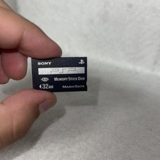 Sony PSP Memory Stick DUO 32 MB OEM Playstation Portable Magicgate With Case
