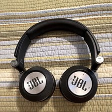 JBL JBLE40BT On-Ear Headphones Black/Silver D...