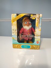 1992 Mattel Walt Disney's (Doc) Snow White and The Seven Dwarfs Figure NIB A8