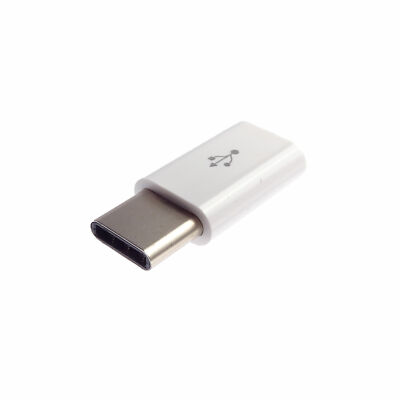 USB-C-Adapter: Typ C-Stecker auf Micro-B-Buchse.