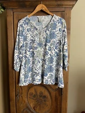 Multiples Women’s PL V-neck Bejeweled Neckline 3/4 Ruched Sleeve Pullover Top