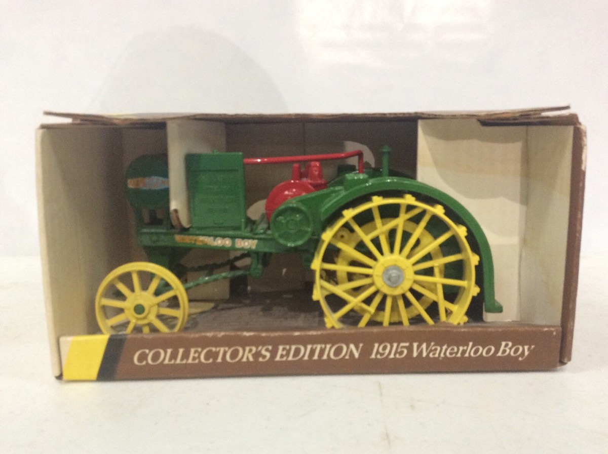 1/16 John Deere Collector's Edition Model 