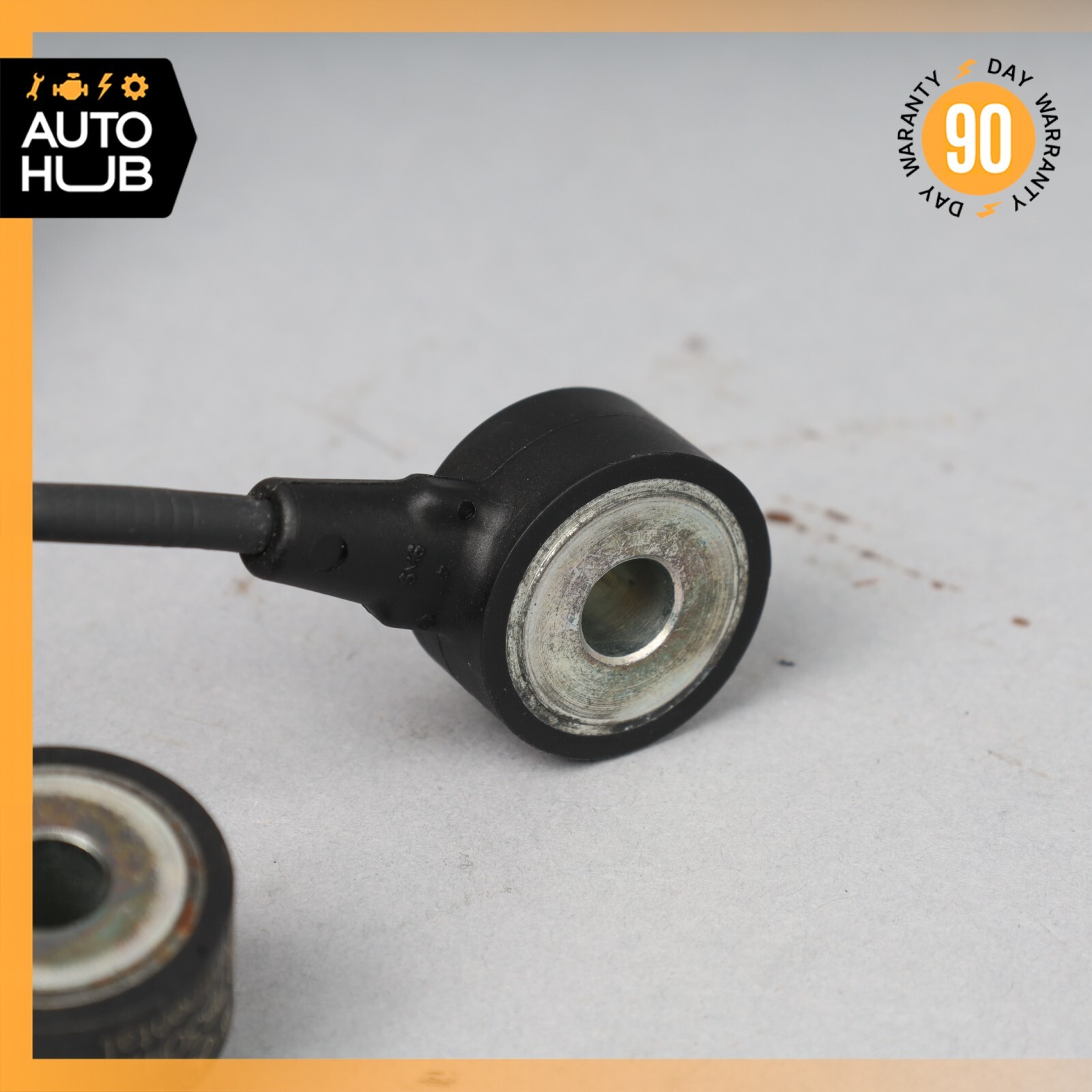 Aston Martin DB11 GLA250 C63 AMG Engine Knock Sensor Set 0071530428 OEM