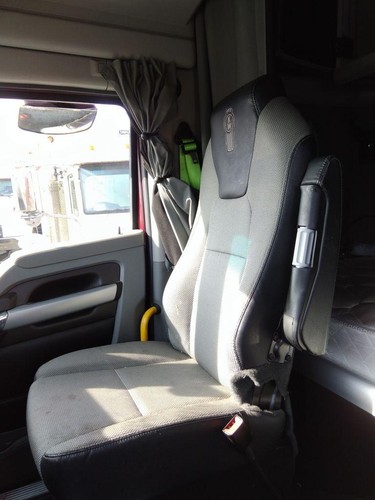Replaces 2021 KENWORTH T680 FRONT SEAT , MD