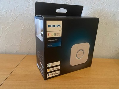 Philips Hue Bridge Steuerelement für Hue Lichtsysteme, smarte Schaltzentrale zur