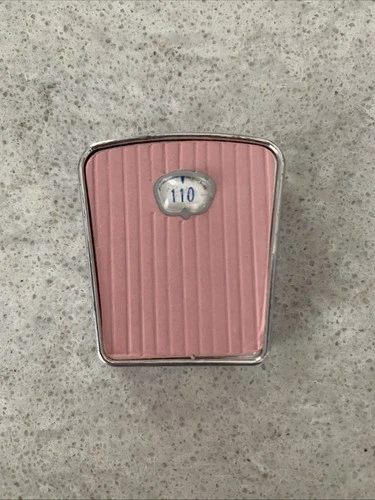 Vintage Barbie Doll Slumber Party #1642 Pink Scale  ~ 1960's