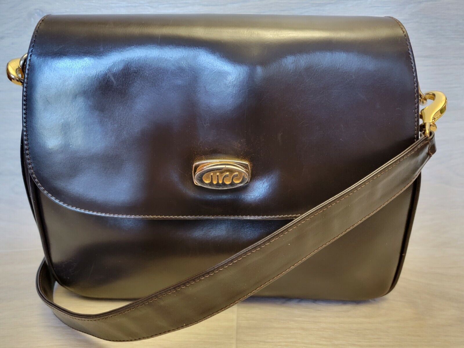 Authentic RARE Vintage 60's Gucci Shoulder Bag Brown Patent Leather Purse  1960's