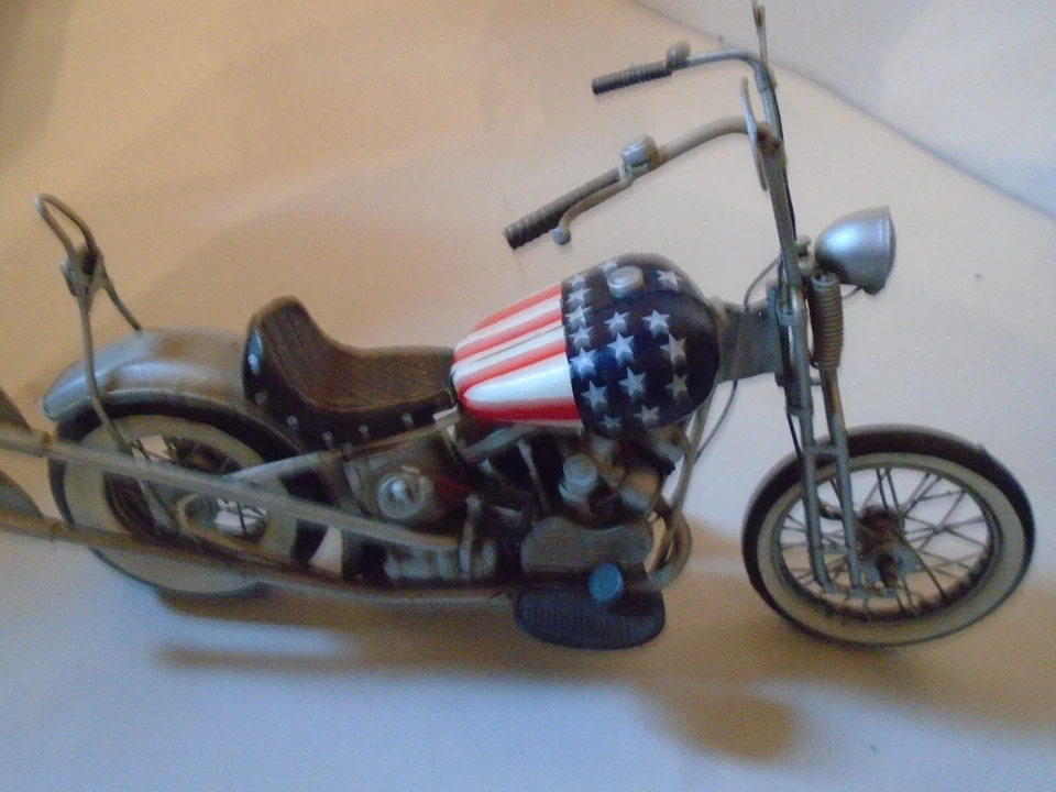 Motorcycle tin Metal Art Sculpture Figurine Decor 13" x9" USA flag Gas tank - Image 4 of 4