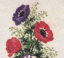 Needlepoint Canvas Austrian Flowers Poppy 16 mesh Stitch Painted Canvas Vintage