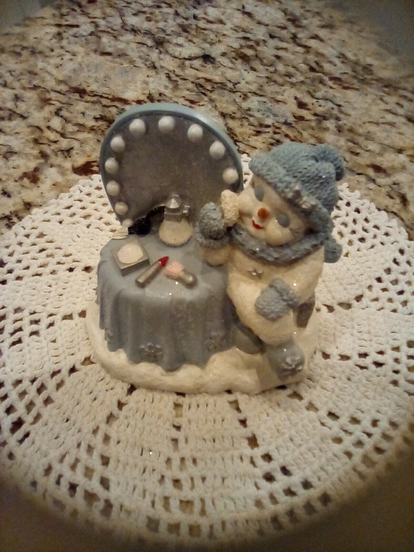 Encore Snow buddie "By the Vanity"