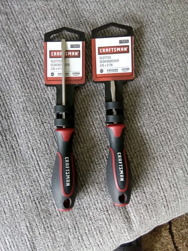 NEW LOT OF 2 CRAFTSMAN SLOTTED SCREWDRIVERS 76642, 76641 1/8 × 2" & 1/8 × 4"