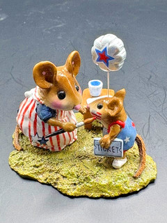 Cheer for the Red White & Blue Wee Forest Folk M 301a Face Painting Lim.Ed. 1 mo