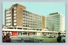 Vintage The Seaway Inn Windsor Ontario Canada Linen Postcard